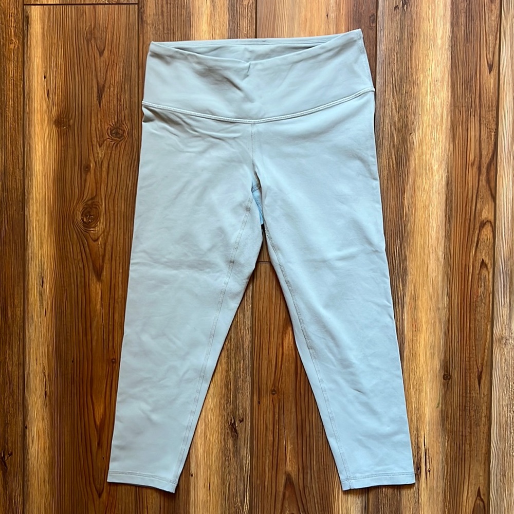 Prana Pillar Capri Leggings in Agave Muted Green Size S